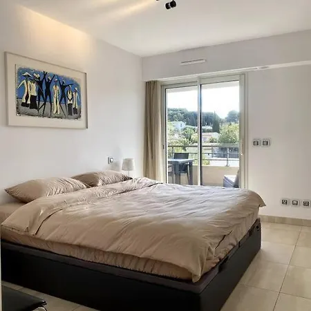 Exclusive * Saint-Tropez