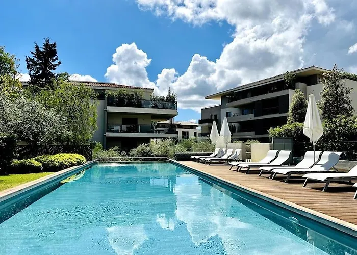 Exclusive Saint-Tropez